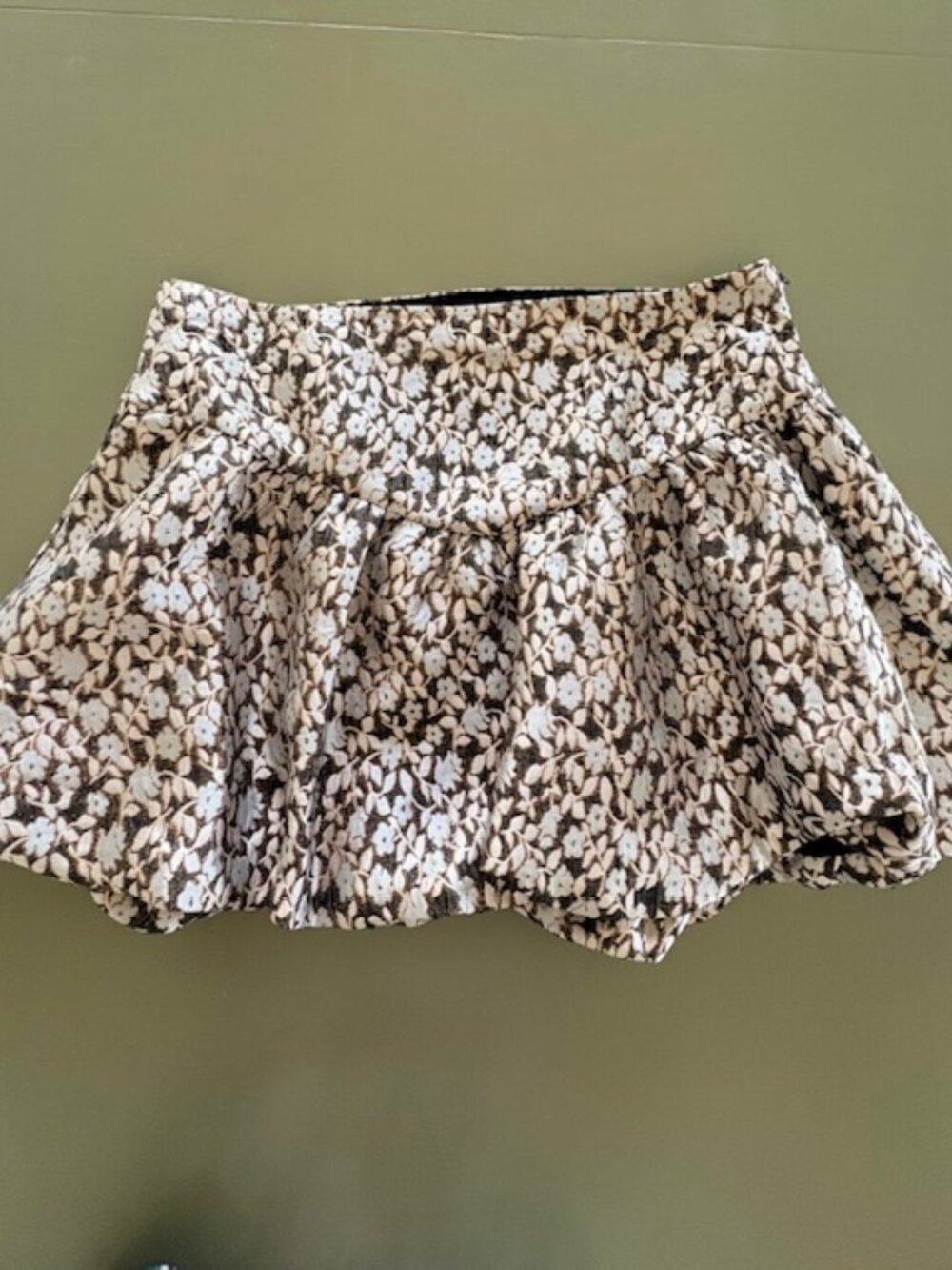 Skies Are Blue Metallic Jacquard Floral Balloon Hem Mini Skirt Junior Large NWT